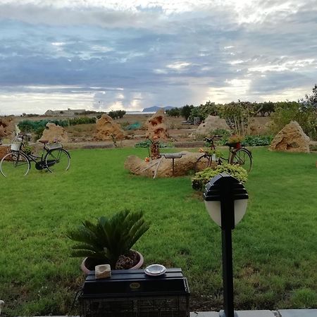 Raggio Di Sale Bed & Breakfast Trapani Luaran gambar