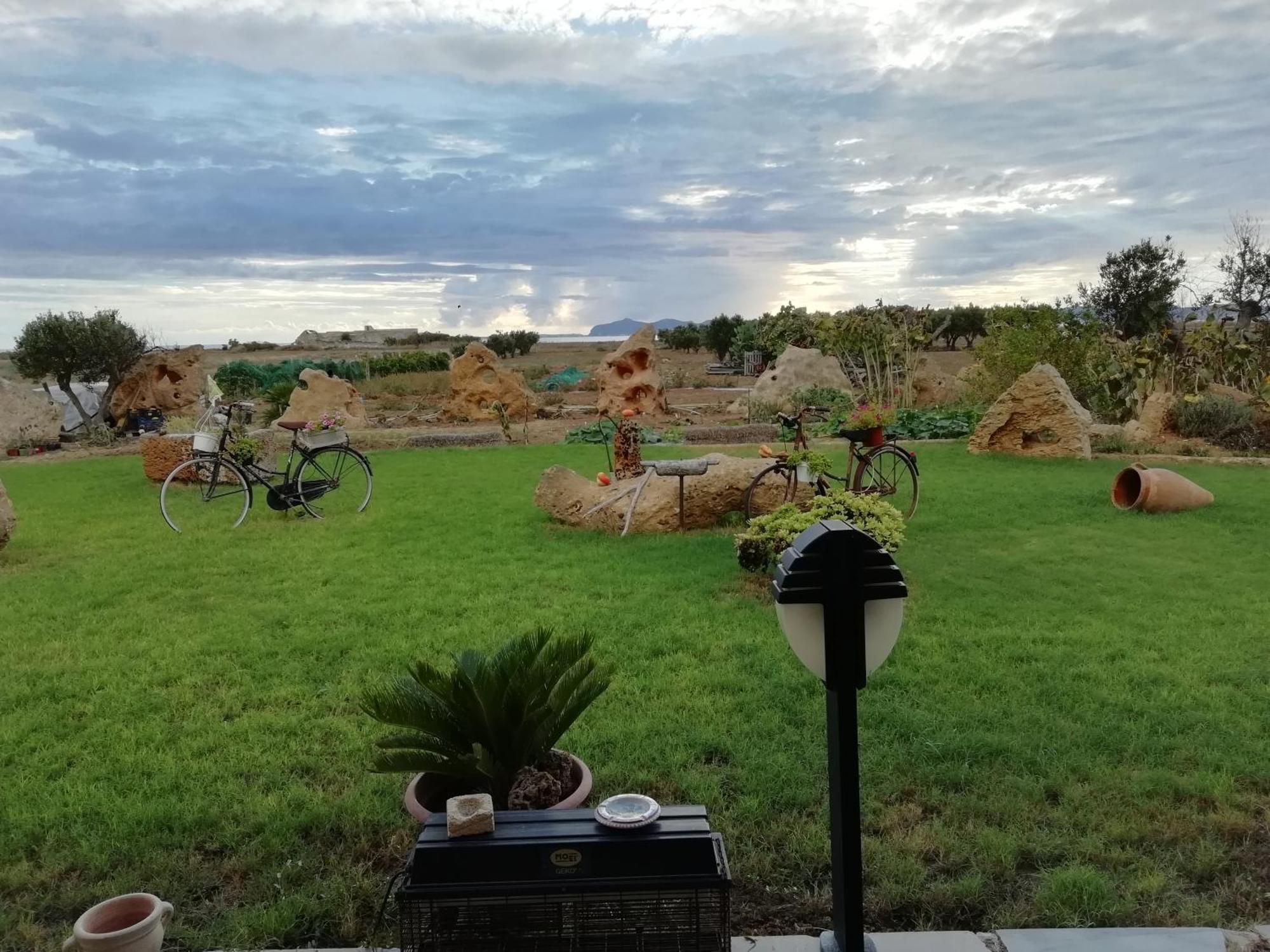 Raggio Di Sale Bed & Breakfast Trapani Luaran gambar
